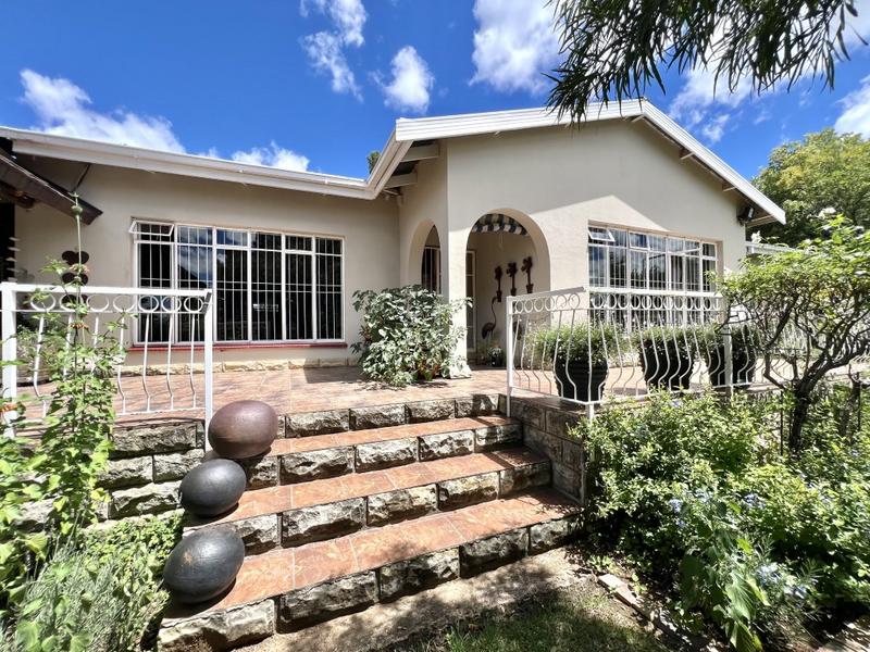 4 Bedroom Property for Sale in Lindley Free State